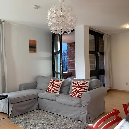 Comfort Messe 2 With Kitchen, Balcony, Parking And Elevator