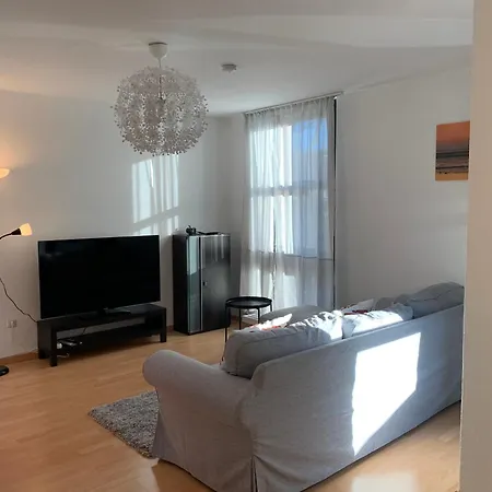 Apartment Comfort Messe 2 With Kitchen, Balcony, Parking And Elevator